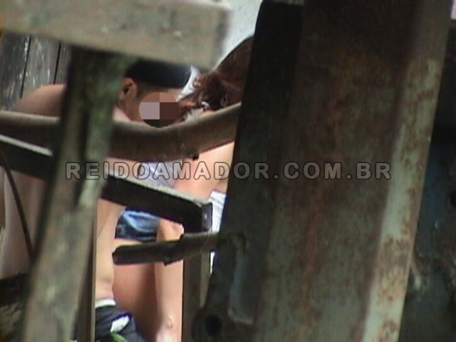 comendo a vizinha flagras praia comendo a vizinha flagras praia